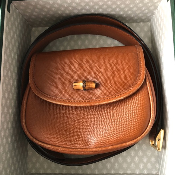 Gucci Handbags - Authentic Gucci RARE!! leather vintage fanny pack
